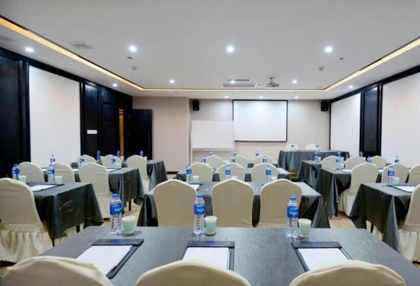 Xana Hotelle·xi An Fengcheng 5th Road North Railway Station Metro Station