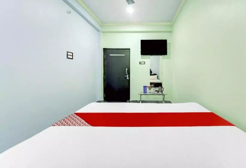 Hotelli Oyo Flagship Laxmi Marriage Hall Restaurant And Guest House