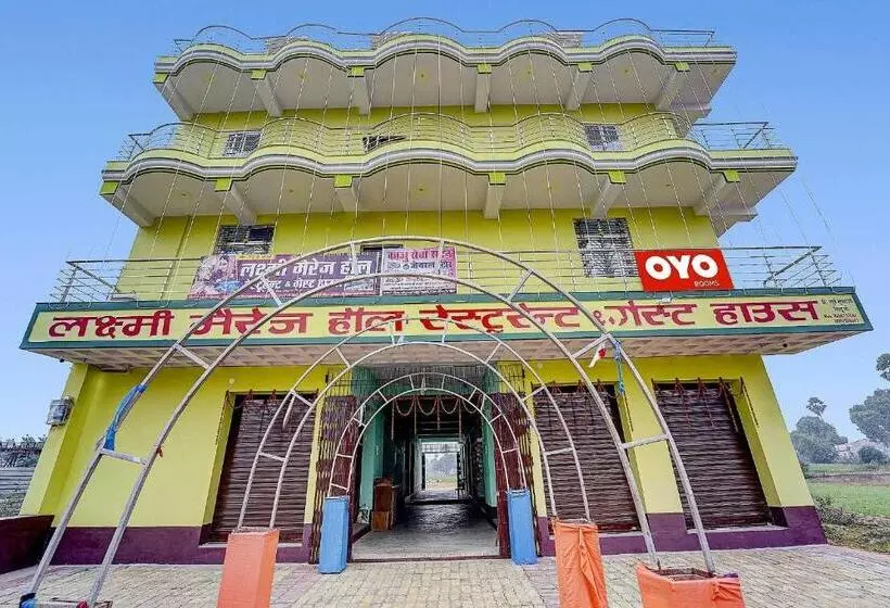 Hotelli Oyo Flagship Laxmi Marriage Hall Restaurant And Guest House