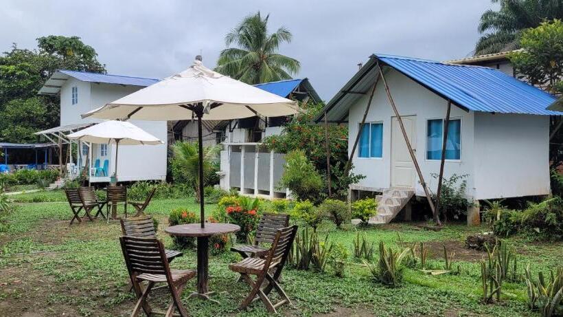 ホテル Pacific Blue En Ladrilleros