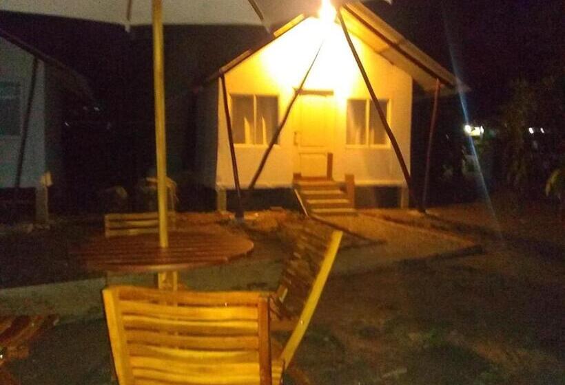 ホテル Pacific Blue En Ladrilleros