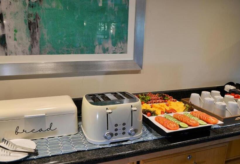 Отель Road Lodge Rivonia