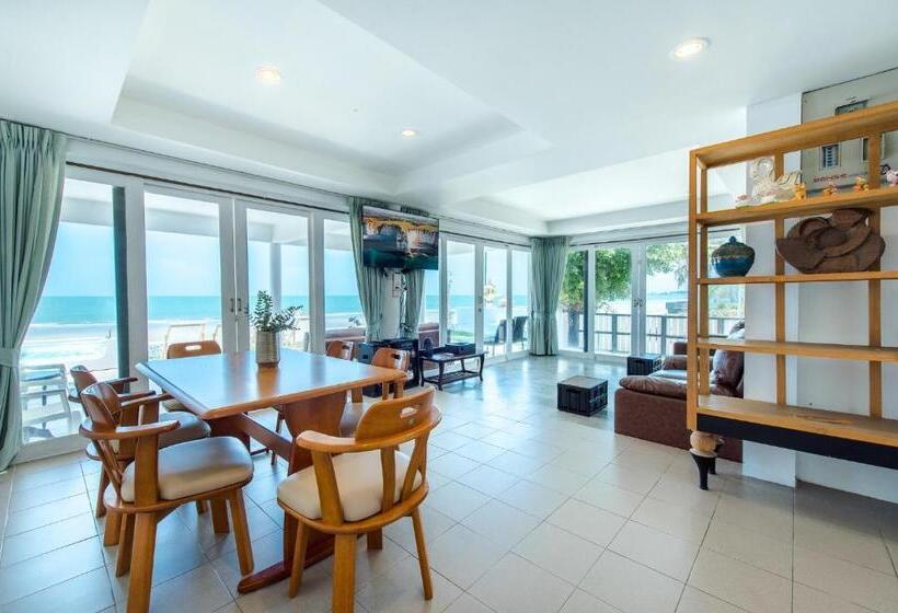 Hotel Theskycozy Beachfront