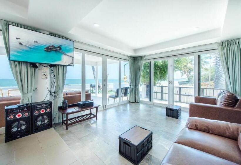 Hotel Theskycozy Beachfront