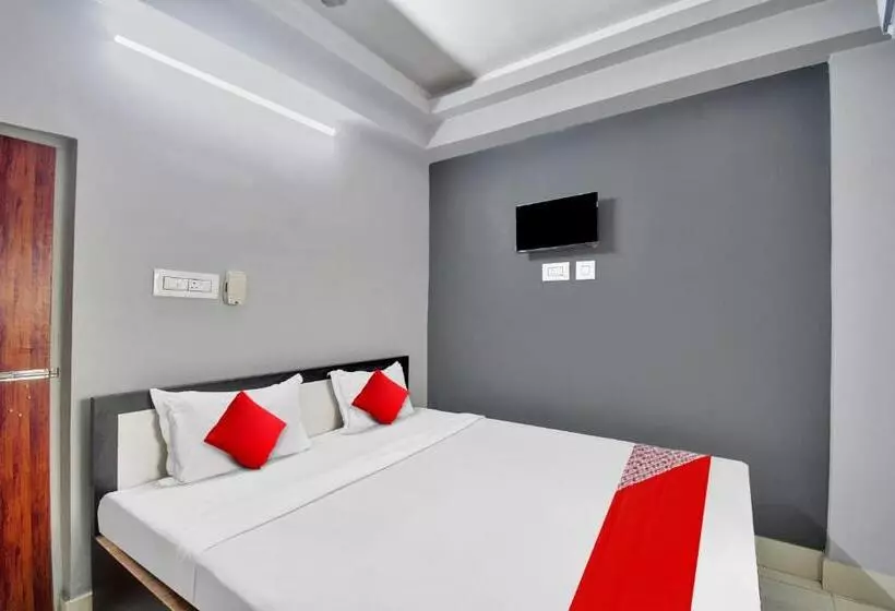 Super Hotel O Royal Empire