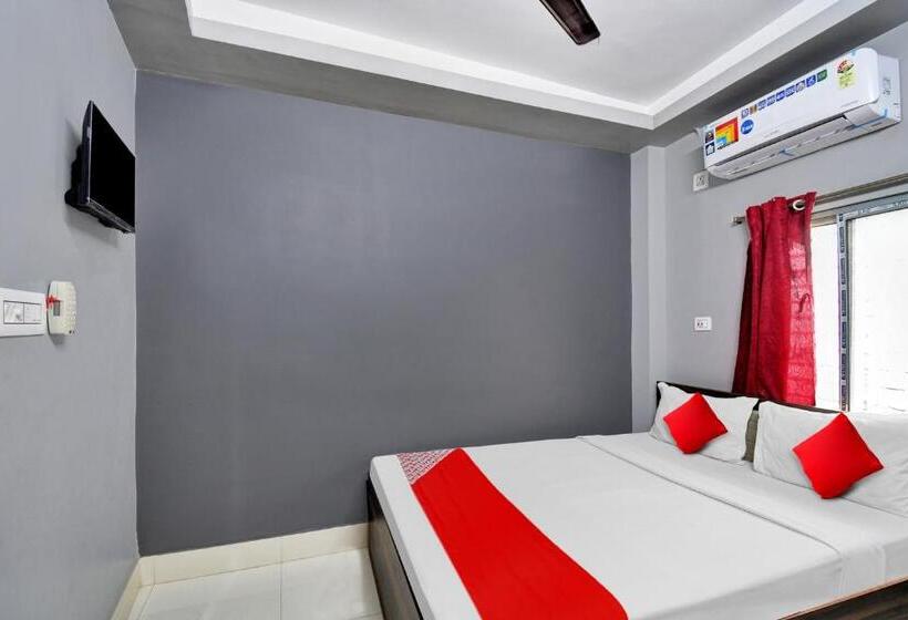 Super Hotel O Royal Empire