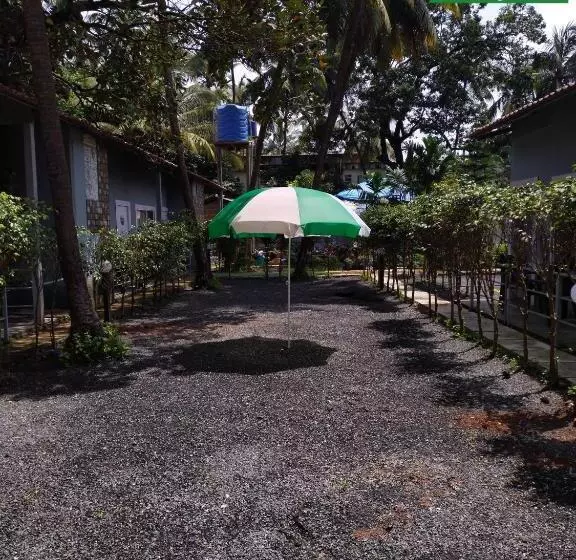 ユースホステル Jungle By Sturmfrei Morjim