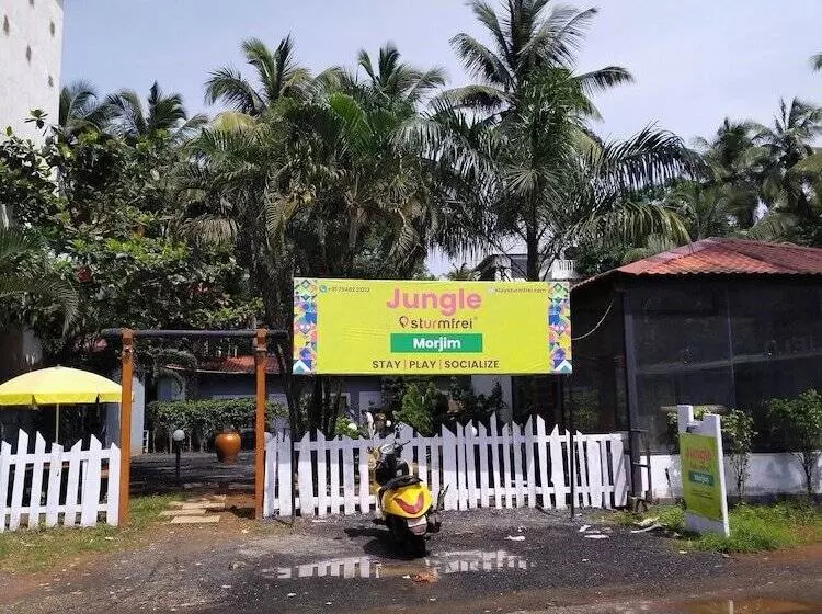 ユースホステル Jungle By Sturmfrei Morjim