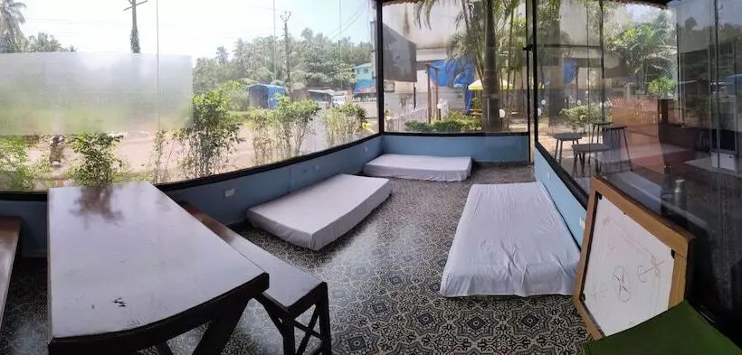 ユースホステル Jungle By Sturmfrei Morjim