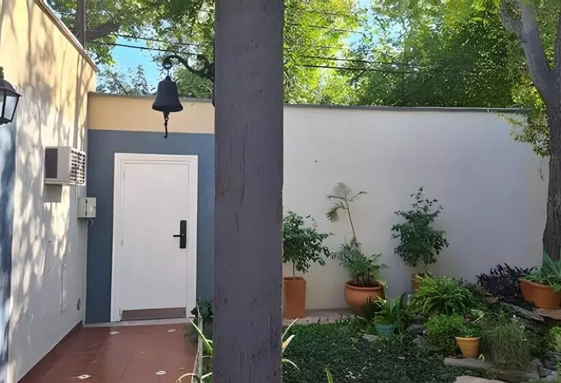 Aamiaismajoitus (B&B) Buen Viaje Mendoza