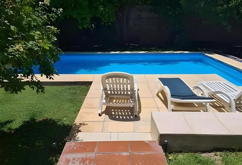 Aamiaismajoitus (B&B) Buen Viaje Mendoza