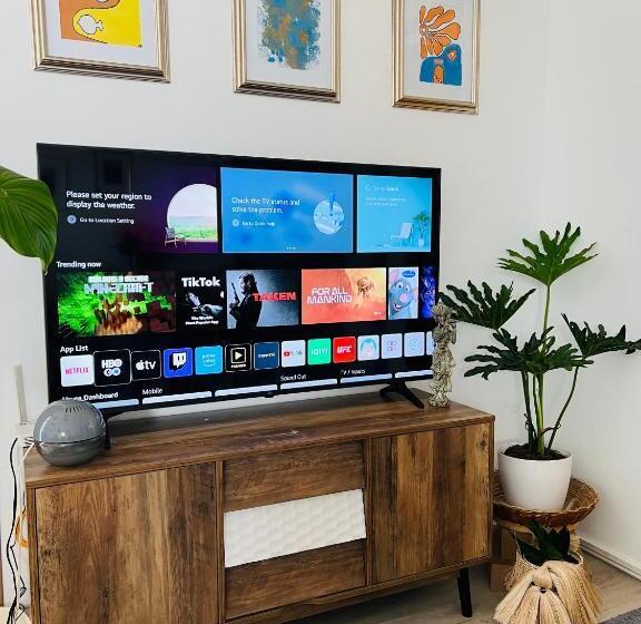 Hotell Elegant Condo Staycation In Cainta