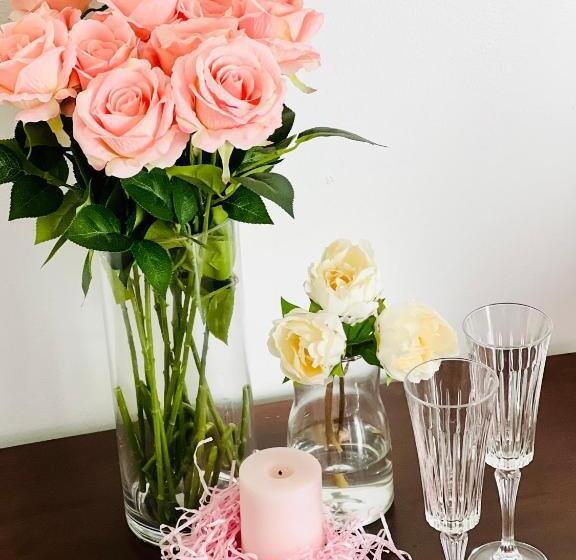 Hotell Elegant Condo Staycation In Cainta