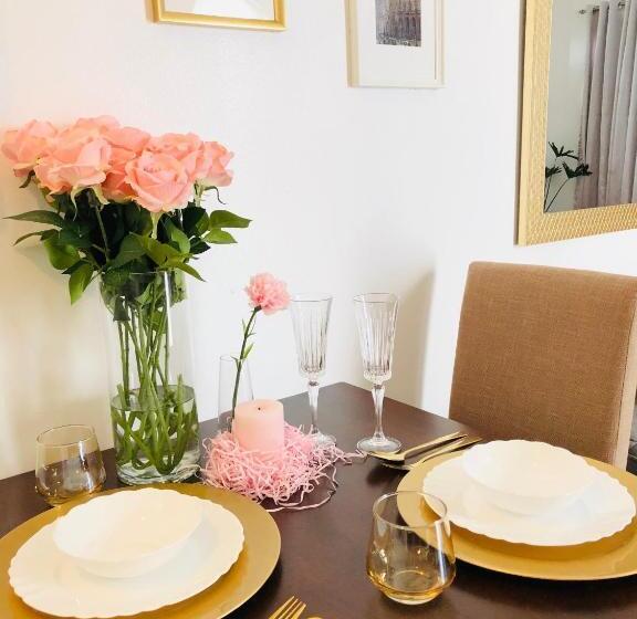 Hotell Elegant Condo Staycation In Cainta