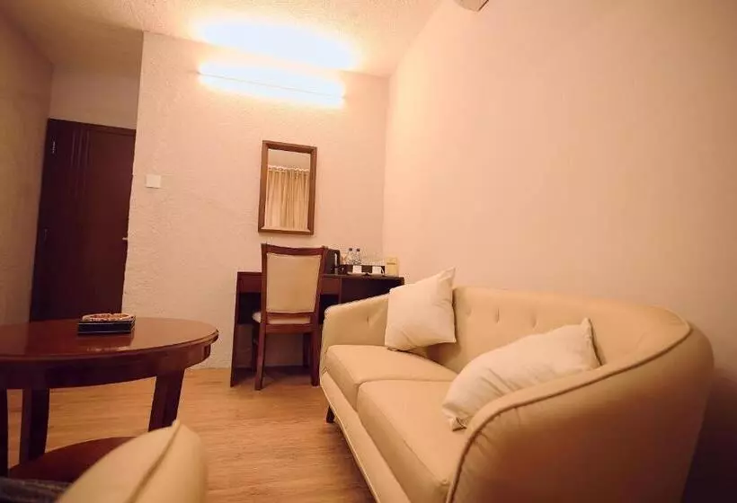 هتل King S Palace