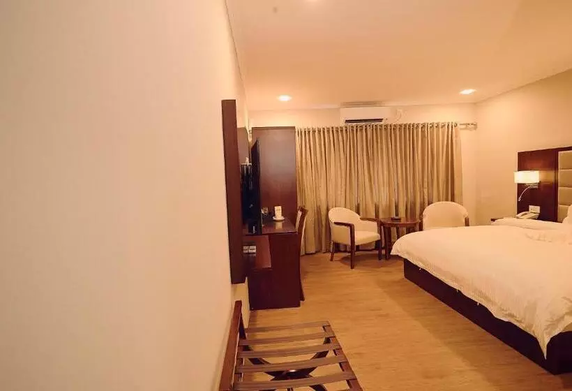 هتل King S Palace