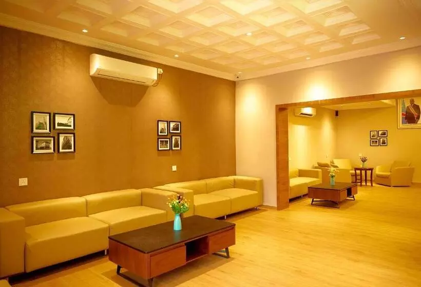 هتل King S Palace