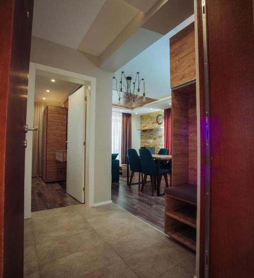 هتل Panorama Deluxe