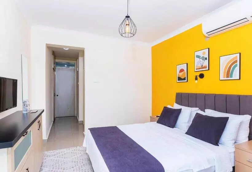 Ki̇raz Beach Otel