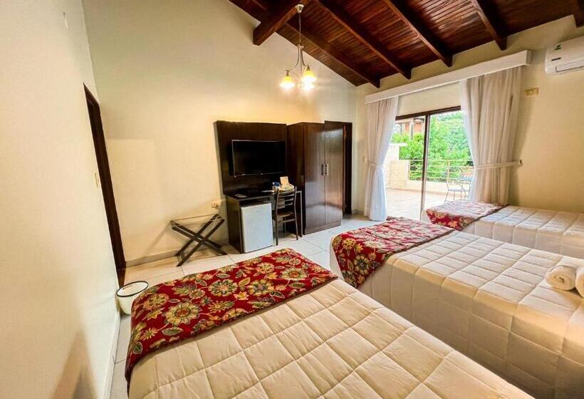 Mburucuyá Hotel Boutique