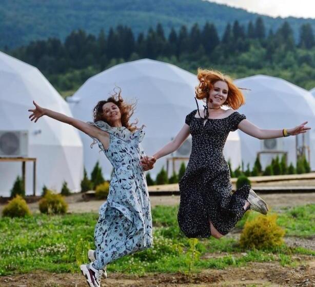 리조트 глемпінг едельвейс