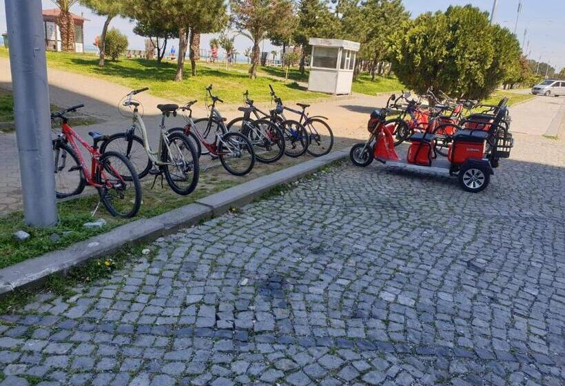 1 комнатная квартира возле моря