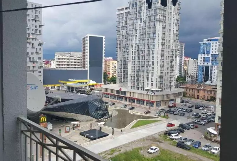 1 комнатная квартира возле моря