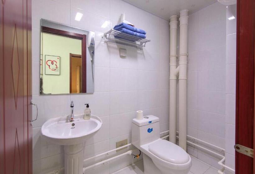 Hotel Baoding Jingxiu·baoding Railway Station·