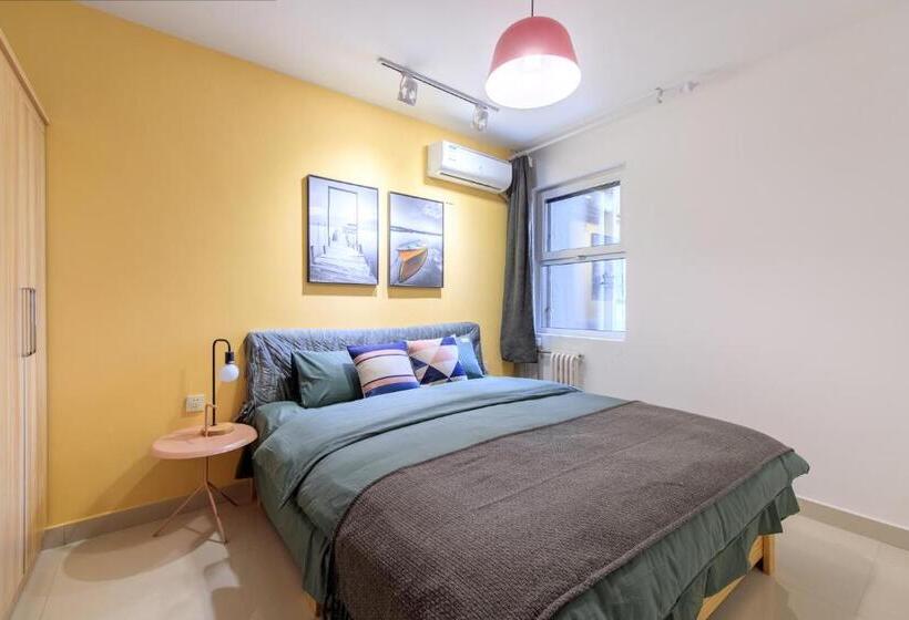 Hotel Baoding Jingxiu·baoding Railway Station·