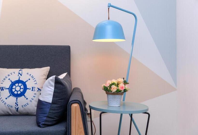 Hotel Baoding Jingxiu·baoding Railway Station·