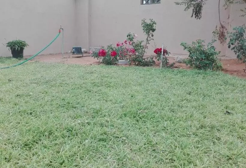 Kandjo S Bed And Breakfast