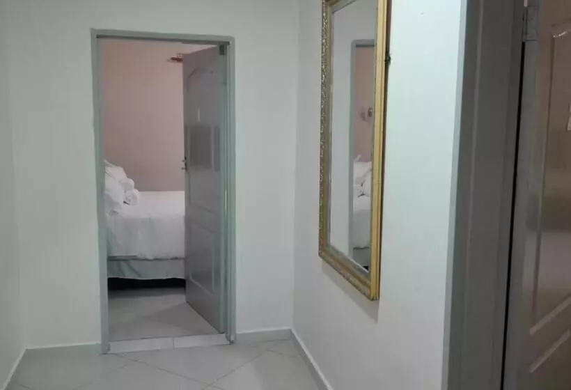 Kandjo S Bed And Breakfast