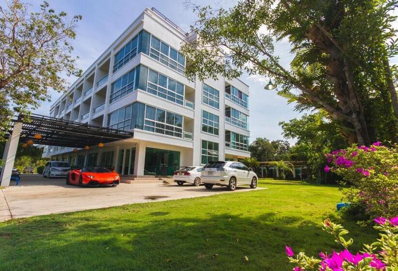 The Pano Hotel & Residence