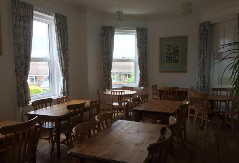 Totland Youth Hostel