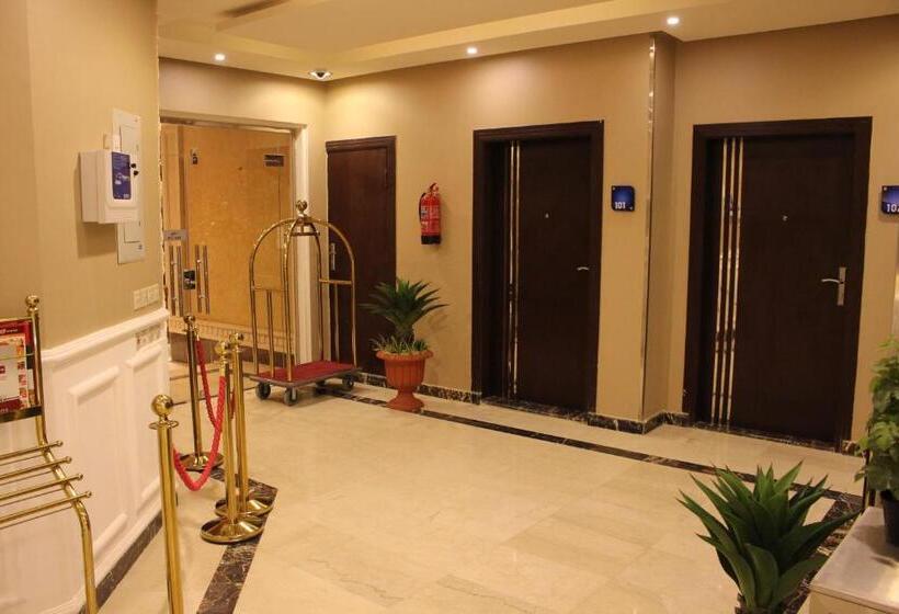 الضوء الخافت للشقق المخدومه