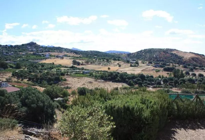 تختخواب و صبحانه Rocca Del Vento