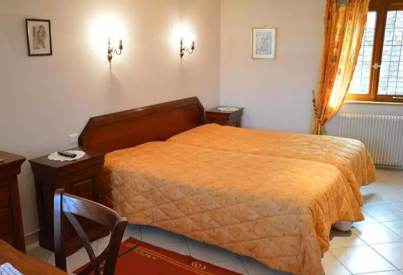 ホテル La Grange Du Pape   Annexe De L Hôtel La Ferme Du Pape