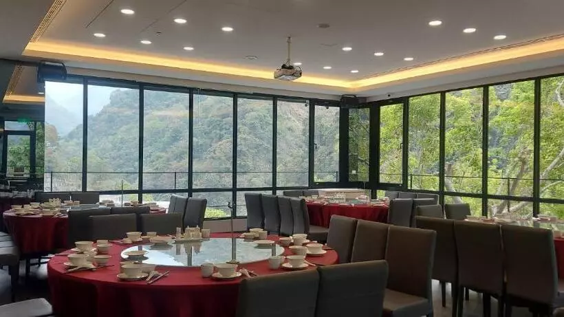 هتل Tangyue Resort