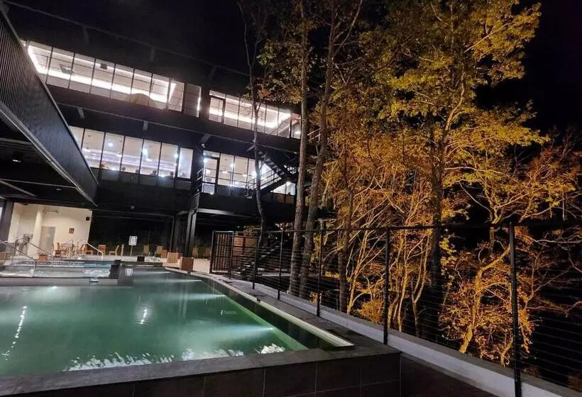 هتل Tangyue Resort