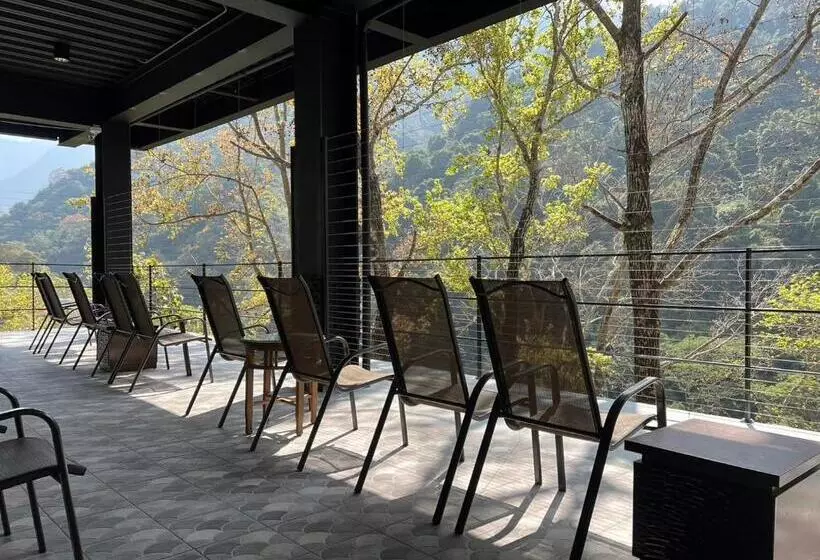 هتل Tangyue Resort