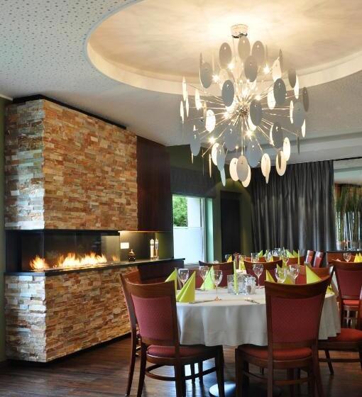 Отель Zum Burghof