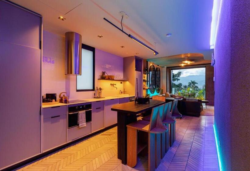 هتل Primavera Luxury Apartments Medellin