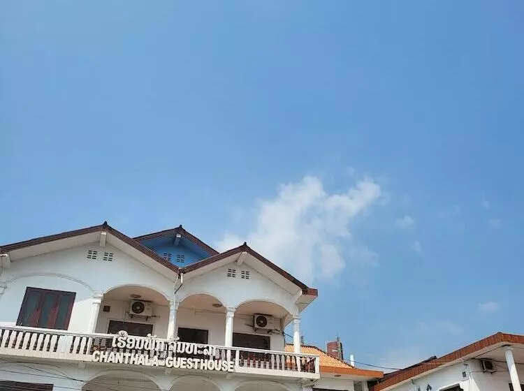 Hotelli Vangvieng Sunrise East