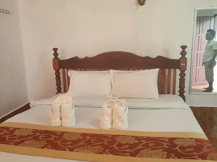 Hotelli Vangvieng Sunrise East