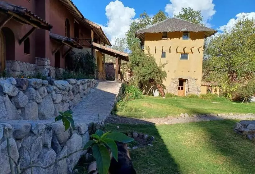 هتل Willka Rumi E.i.r.l