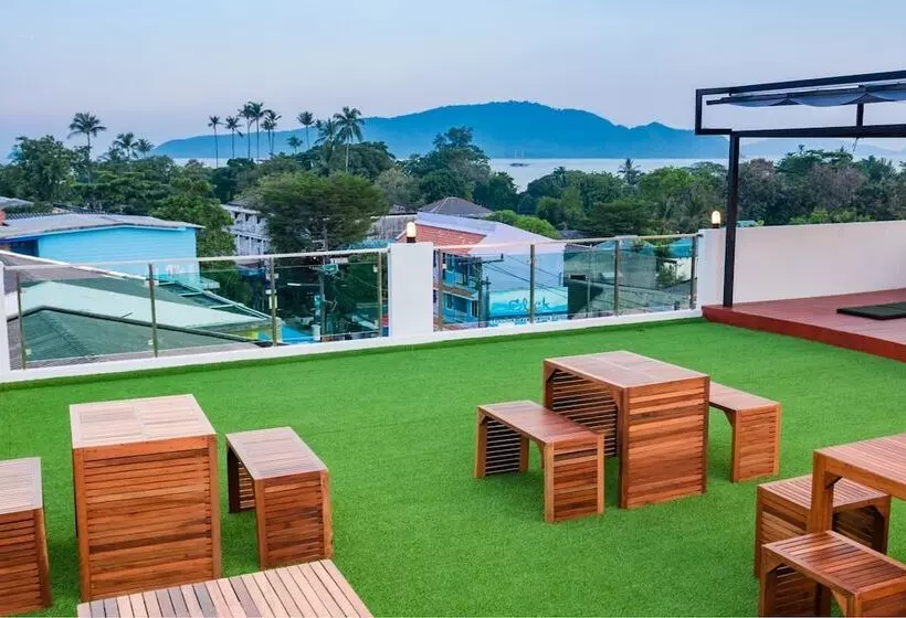 ユースホステル Phuket Marine Poshtel   Sha Plus