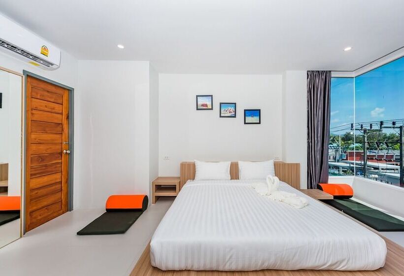 Schronisko Phuket Marine Poshtel   Sha Plus
