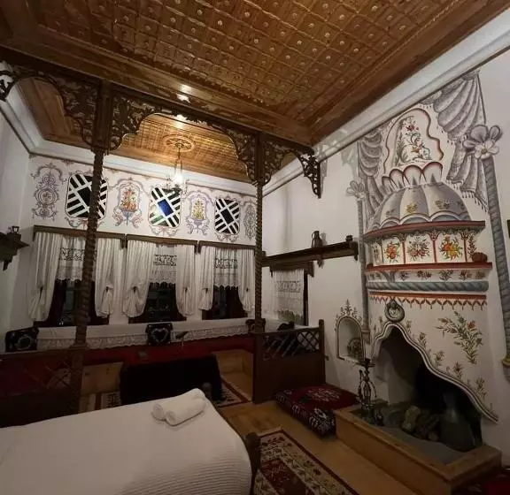 تختخواب و صبحانه Mele Guesthouse