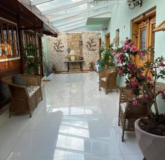 צימר Pousada Nova Suiça