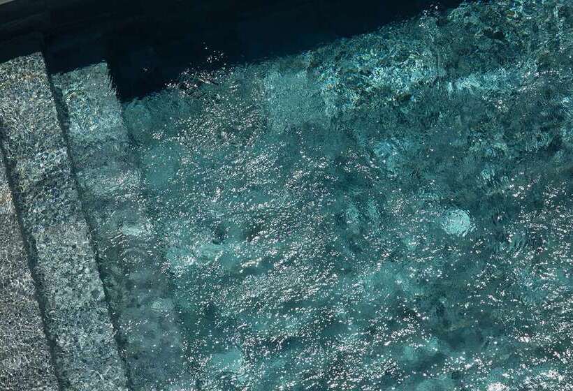 Grand Hotel Des Sablettes Plage, Curio Collection By Hilton